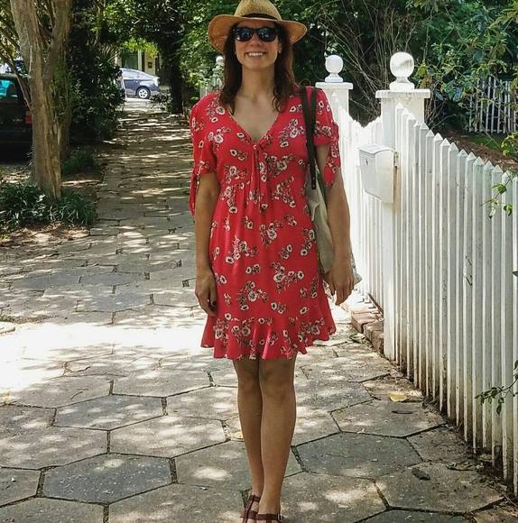 Meet your Posher, Katie - Picture 1 of 1